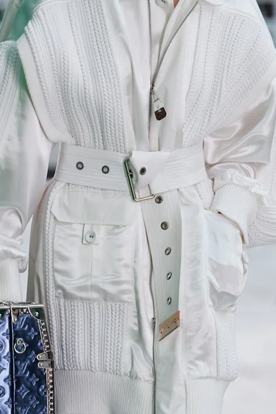Look 58